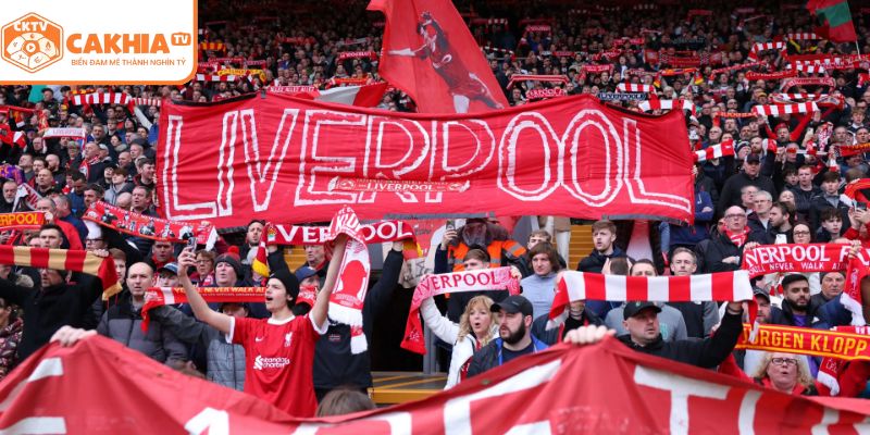Liverpool The Kop Văn Hóa Cổ Động Viên Rực Lửa 1 Liverpool The Kop văn hóa cổ động viên